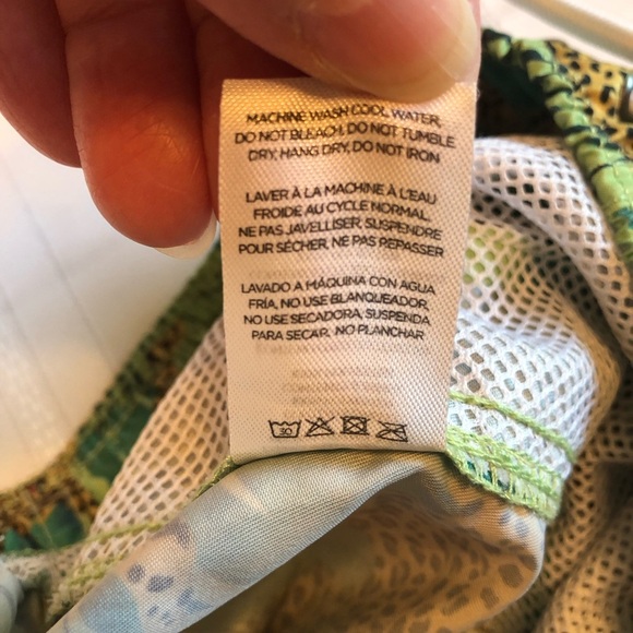 Trunk Surf & Swim Co Green Leopard Print Swim Shorts Size M - Picture 8 of 8